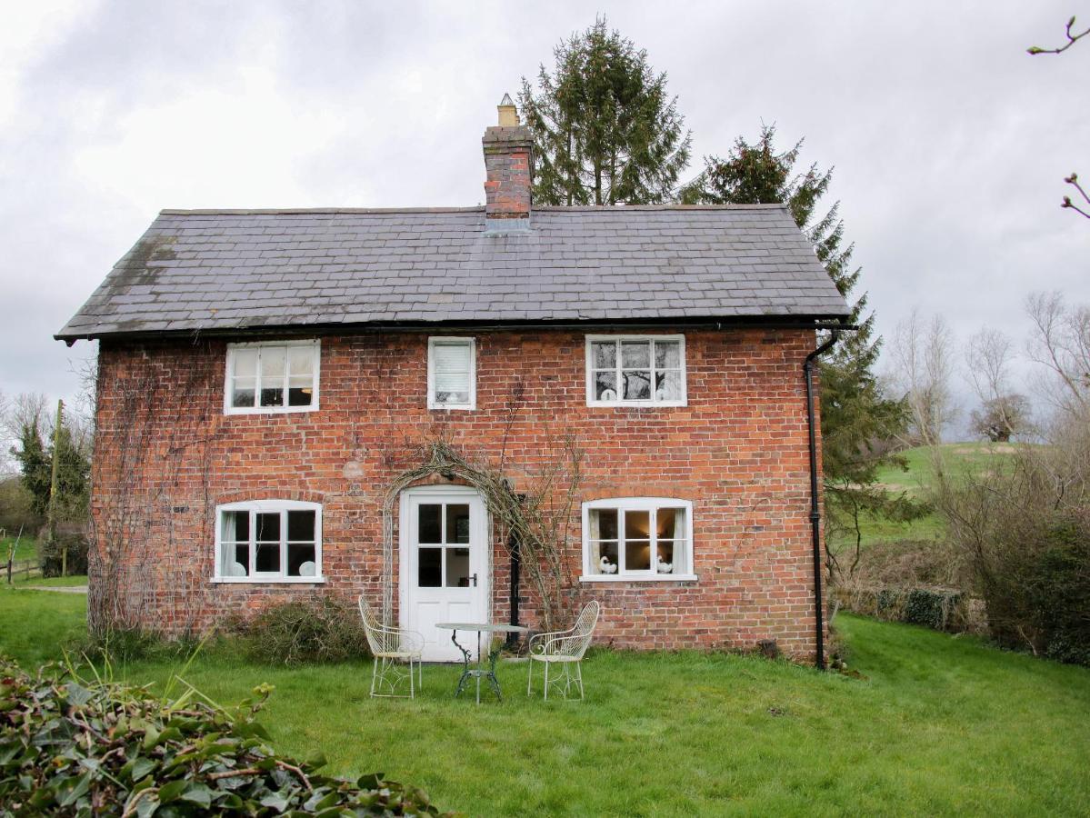 Wolvesacre Mill Cottage Whitchurch  Bagian luar foto