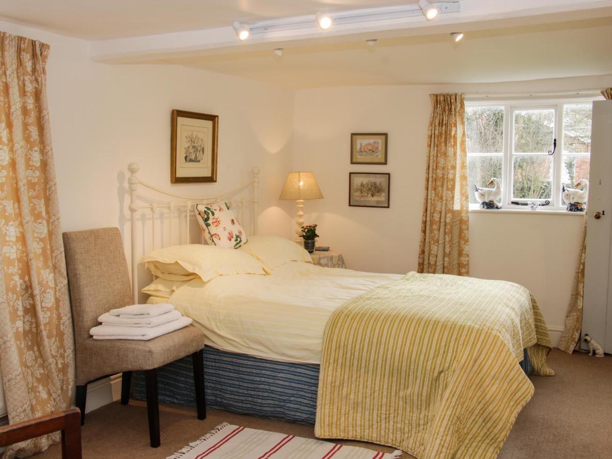 Wolvesacre Mill Cottage Whitchurch  Bagian luar foto